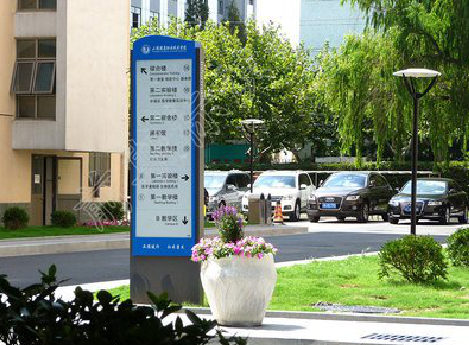 东阳哪些因素影响宣传栏的制作？